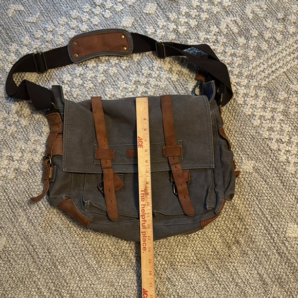 Kattee Messager Fabric Gray Bag - Picture 7 of 7